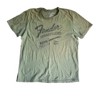 Fender Men's Khaki Tshirt Sz XL Sun Faded Logo Spell Out Gradiant Zombie Punk